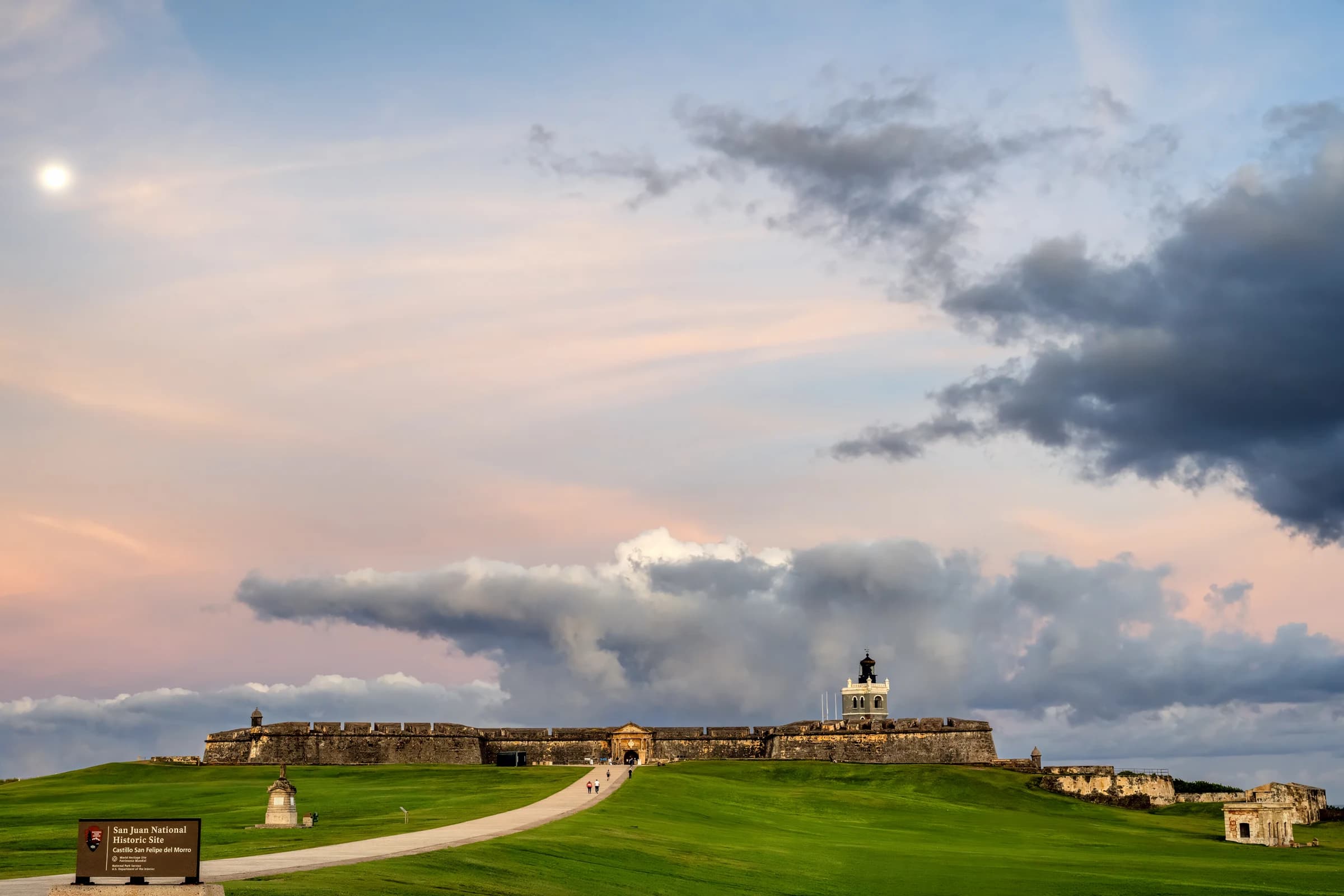 El Morro's Twilight Embrace