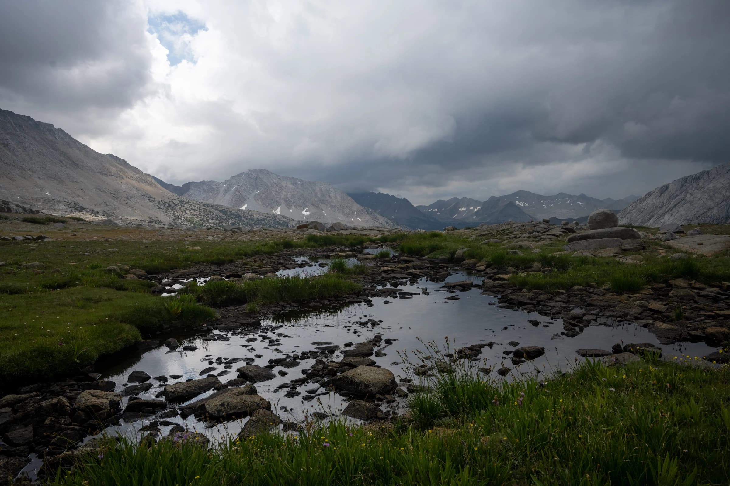 Incoming storm, below Mather Pass