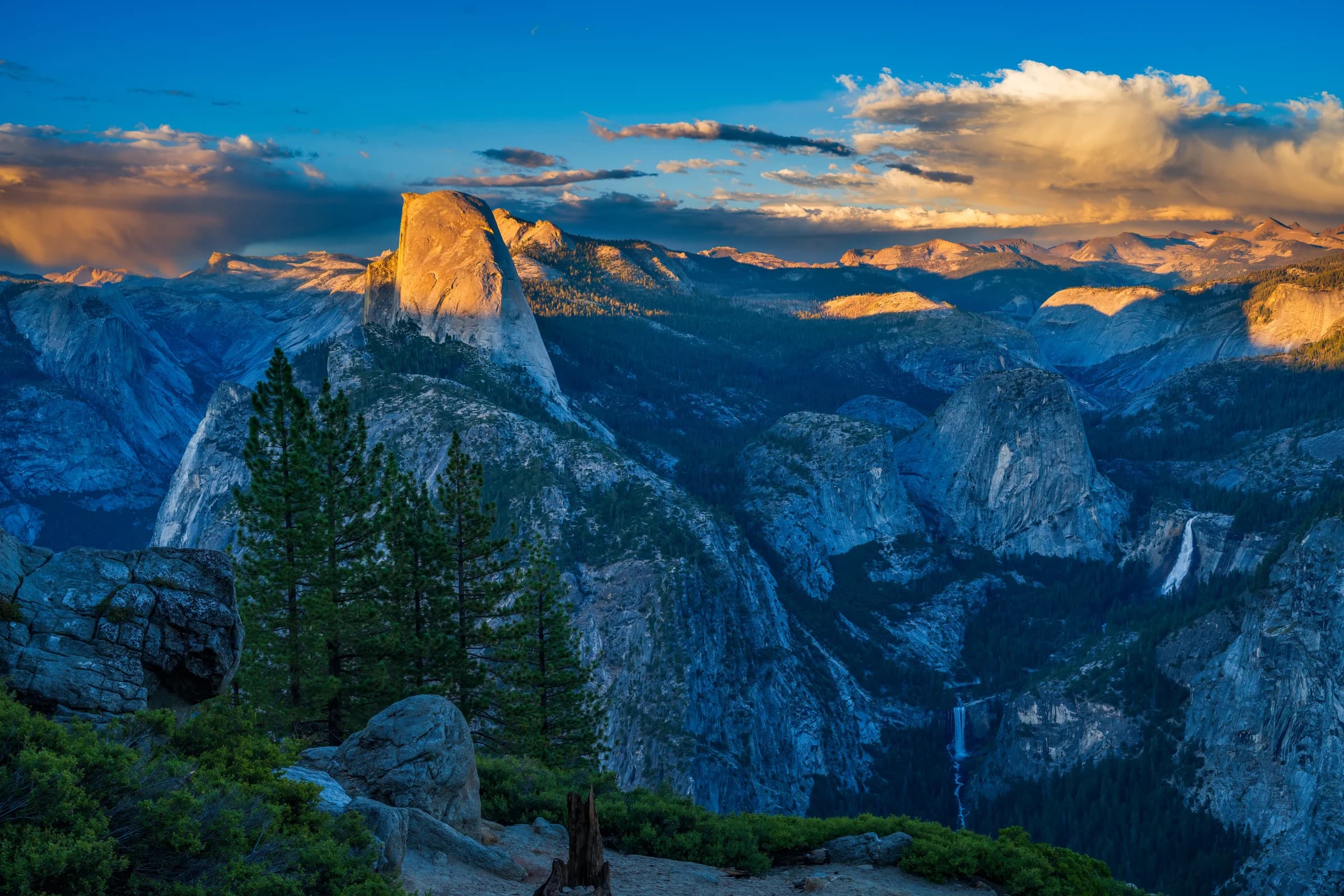 Yosemite's Golden Hour Majesty — Yosemite National Park, California
