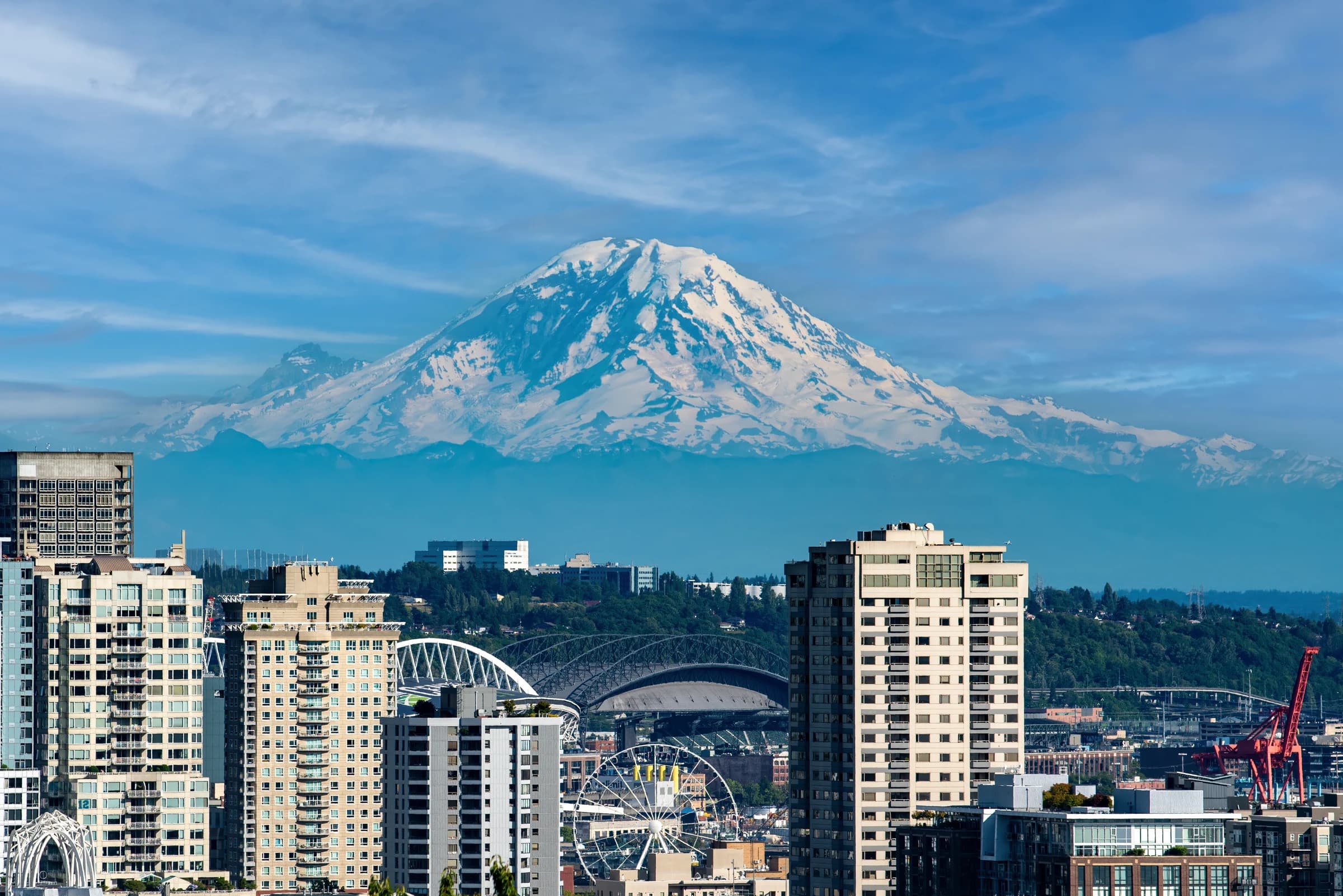 Seattle's Majesty: Rainier's Gaze